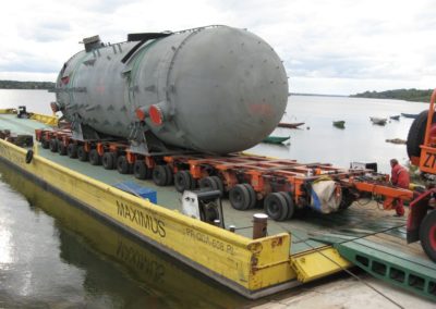 Transport von Abscheidern mit Gesamtgewicht von 205 Tonnen von Płock an die Firma LOTOS Gdańsk