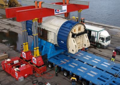Transhipment of the generator of the Olkiluoto nuclear power plant
