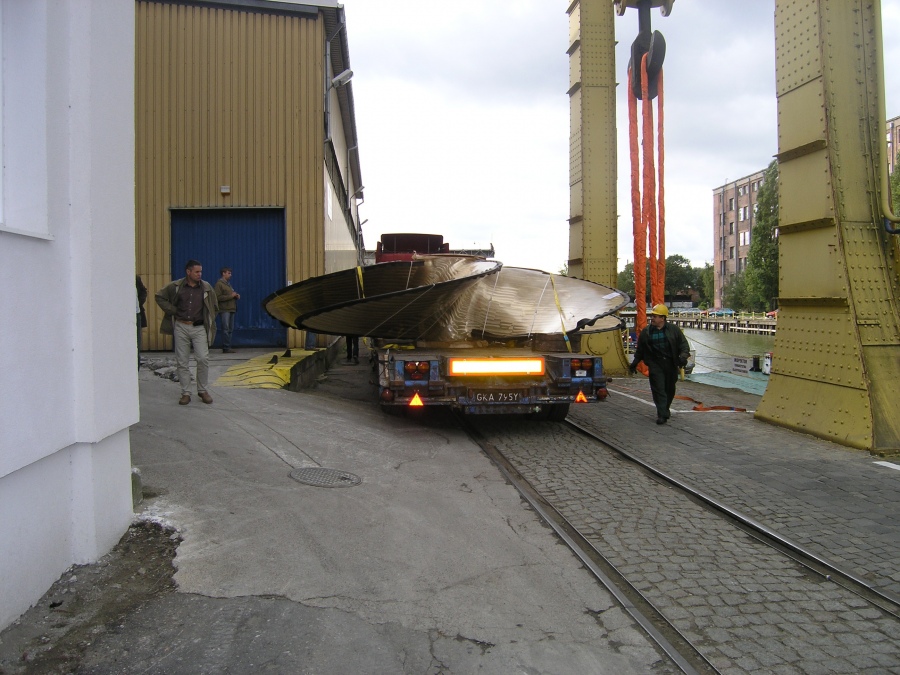 Transport śródlądowy z Elbląga do Gdyni śruby okrętowej o średnicy 6,0 m